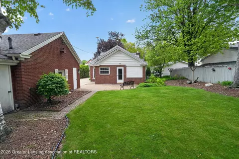 Exterior - 207 E Mcconnell St, Saint Johns, MI 48879 photo 6 of 8