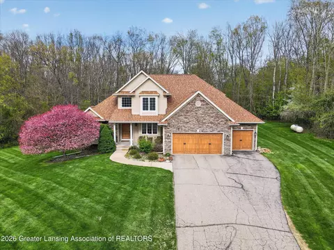 Exterior - 14301 S Kyle Rd, Haslett, MI 48840 photo 2 of 11
