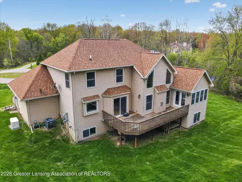 Exterior - 14301 S Kyle Rd, Haslett, MI 48840 photo 11 of 11