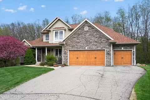 Exterior - 14301 S Kyle Rd, Haslett, MI 48840 photo 6 of 11