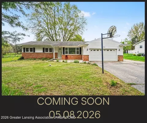 6196 Willow Hwy, Grand Ledge, MI 48837