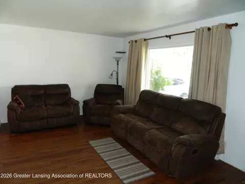 Living - 4123 Devonshire Ave, Lansing, MI 48910 photo 1 of 1