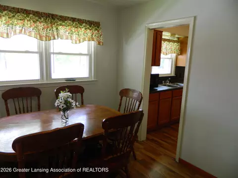 Dining - 4123 Devonshire Ave, Lansing, MI 48910 photo 1 of 2