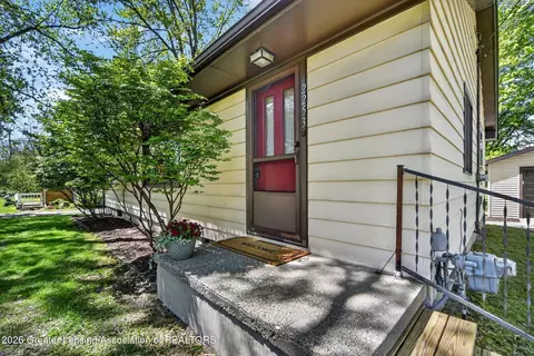 Exterior - 2253 N Eifert Rd, Holt, MI 48842 photo 1 of 5