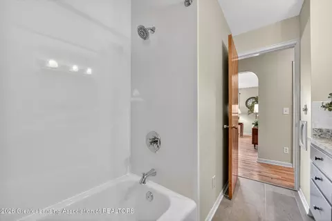 Bath - 2253 N Eifert Rd, Holt, MI 48842 photo 2 of 3