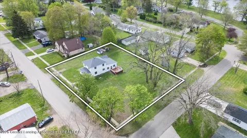 View/Area - 208 Dutton St, Eaton Rapids, MI 48827 photo 4 of 6