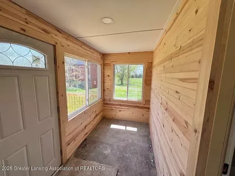 Exterior - 2584 E Gresham Hwy, Charlotte, MI 48813 photo 3 of 3