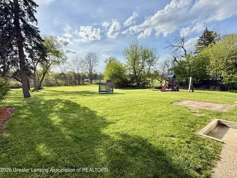 Exterior - 821 Clark Rd, Lansing, MI 48917 photo 2 of 4