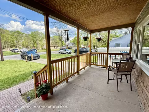Exterior - 821 Clark Rd, Lansing, MI 48917 photo 1 of 4