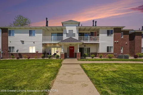 1002 Carom Cir, Mason, MI 48854