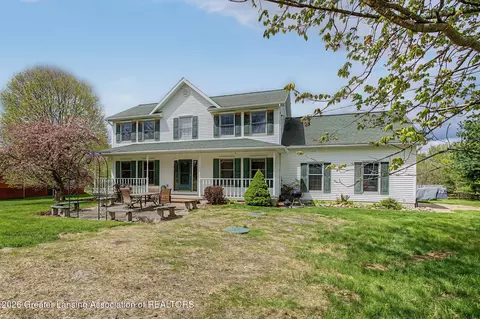2620 S Edgar Rd, Mason, MI 48854