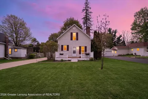 324 E Church St, Williamston, MI 48895