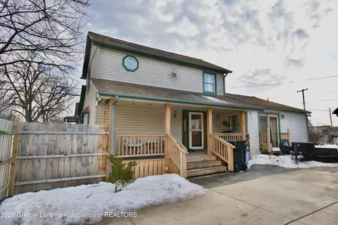 3624 8th St, Wyandotte, MI 48192