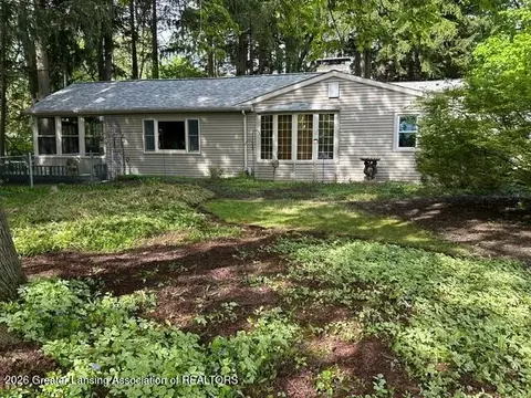 1415 Sherwood Ave, East Lansing, MI 48823