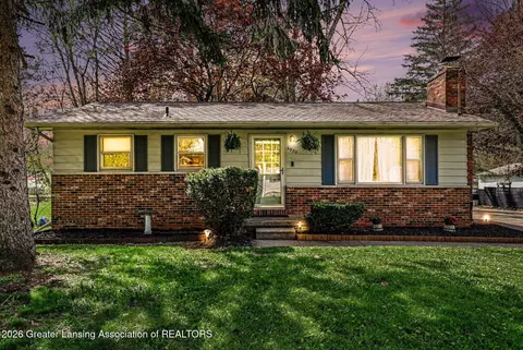 4920 Ballard Rd, Lansing, MI 48911
