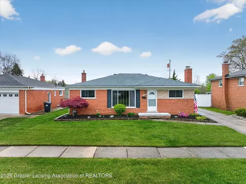 7709 Carrousel Blvd, Westland, MI 48185