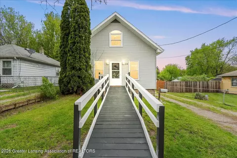 219 E Harris St, Lansing, MI 48906