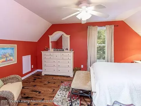 Bedroom - 3518 E Long Lake Rd, Harrison, MI 48625 photo 5 of 10