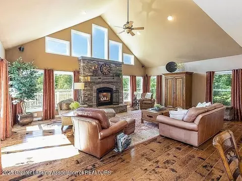 Living - 3518 E Long Lake Rd, Harrison, MI 48625 photo 1 of 5