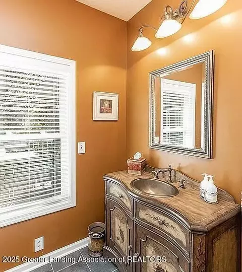 Bath - 3518 E Long Lake Rd, Harrison, MI 48625 photo 2 of 11
