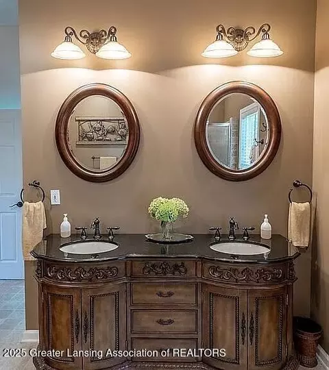 Bath - 3518 E Long Lake Rd, Harrison, MI 48625 photo 3 of 11
