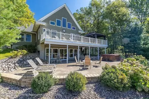 Exterior - 3518 E Long Lake Rd, Harrison, MI 48625 photo 1 of 6
