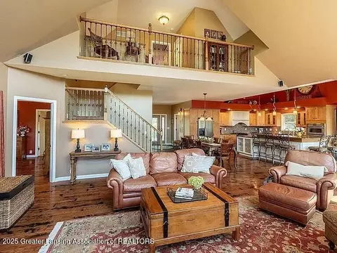 Living - 3518 E Long Lake Rd, Harrison, MI 48625 photo 3 of 5