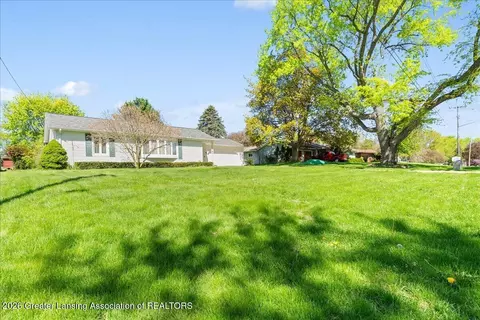 Exterior - 15178 Chetwyn Dr, Lansing, MI 48906 photo 1 of 5