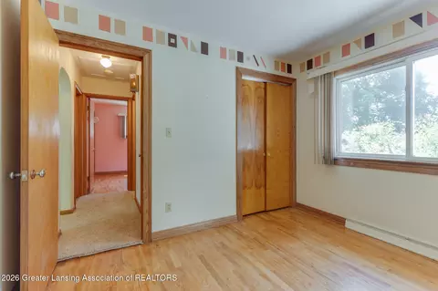 Bedroom - 15178 Chetwyn Dr, Lansing, MI 48906 photo 2 of 6