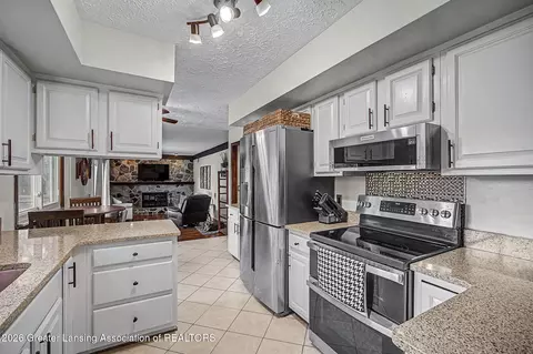 Kitchen - 732 N Edgar Rd, Mason, MI 48854 photo 1 of 5