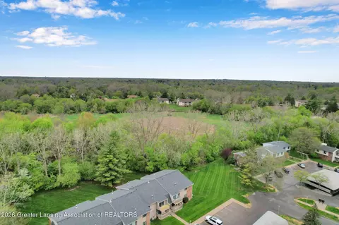View/Area - 1747 Maple Ridge Rd #17, Haslett, MI 48840 photo 1 of 6