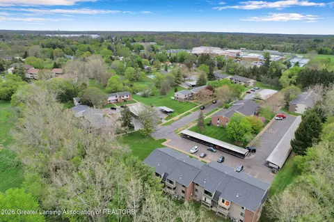 View/Area - 1747 Maple Ridge Rd #17, Haslett, MI 48840 photo 6 of 6