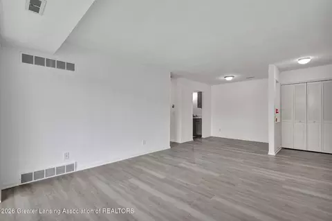 Living - 1747 Maple Ridge Rd #17, Haslett, MI 48840 photo 3 of 4