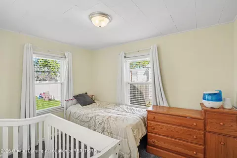 Bedroom - 761 Fitting Ave, Lansing, MI 48917 photo 3 of 5