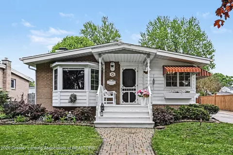 1116 N Magnolia Ave, Lansing, MI 48912