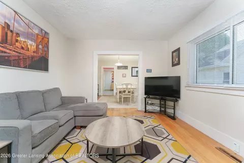 Living - 1823 Delevan Ave, Lansing, MI 48910 photo 1 of 1