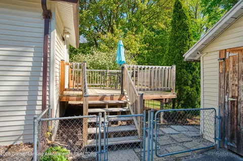 Exterior - 1823 Delevan Ave, Lansing, MI 48910 photo 6 of 7