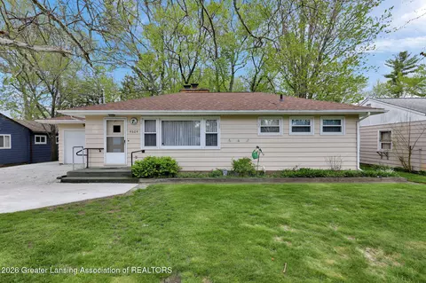 4604 Holt Rd, Holt, MI 48842