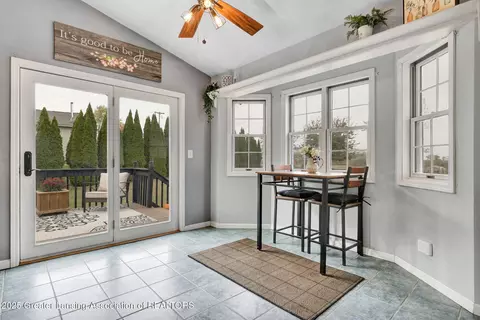 Entry Way - 11877 W Herbison Rd, Eagle, MI 48822 photo 1 of 3