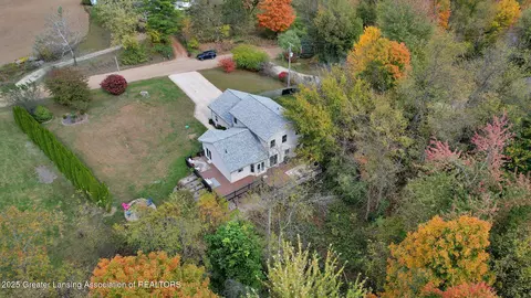 View/Area - 11877 W Herbison Rd, Eagle, MI 48822 photo 2 of 9
