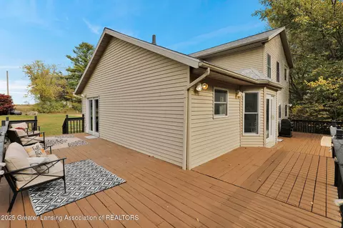 Exterior - 11877 W Herbison Rd, Eagle, MI 48822 photo 2 of 4
