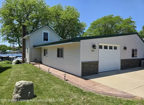 541 Napoleon Rd, Michigan Center, MI 49254