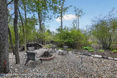 Exterior - 2032 Birch Bluff Dr, Okemos, MI 48864 photo 11 of 15