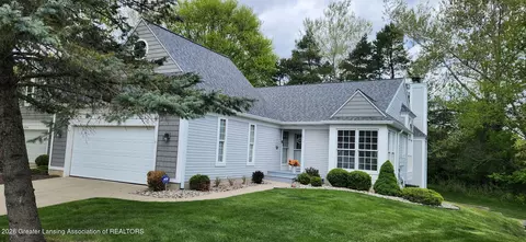 1930 Creek Lndg, Haslett, MI 48840