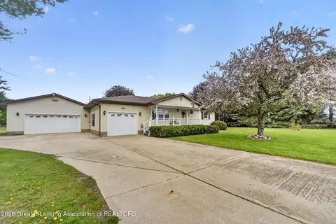 4455 N Scott Rd, Saint Johns, MI 48879