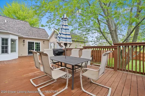 Exterior - 5233 W Taft Rd, Saint Johns, MI 48879 photo 6 of 12