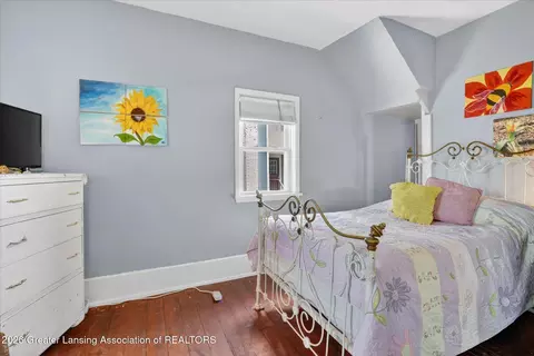 Bedroom - 206 E Scott St, Grand Ledge, MI 48837 photo 2 of 6