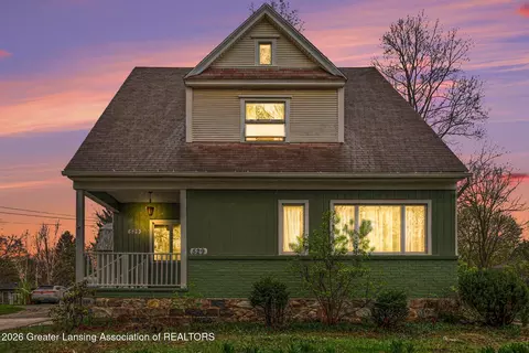 529 W Ash St, Mason, MI 48854