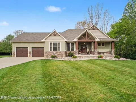2005 N Meridian Rd, Ovid, MI 48866