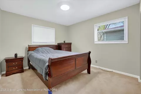 Bedroom - 6062 Beechwood Dr, Haslett, MI 48840 photo 3 of 5